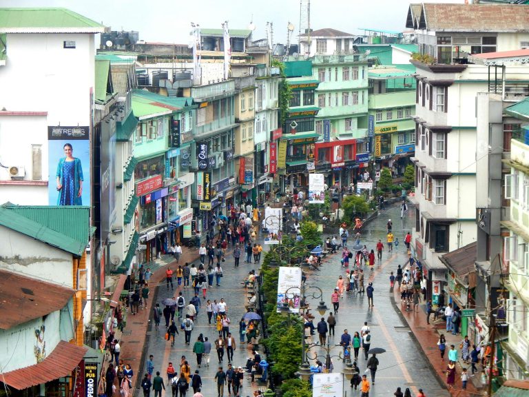 Darjeeling & Gangtok — “Himalayan Beauty & Monastic Charm”